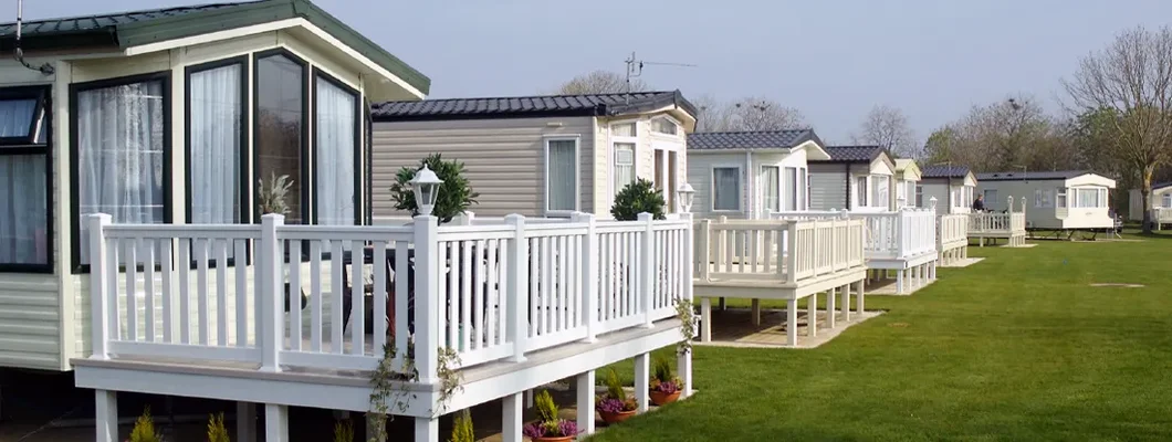 Mobile homes in a park. Find Mobile Home Insurance.